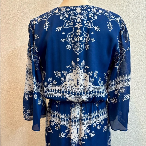 Lovers and Friends “Ashton” dress - Picture 6 of 12